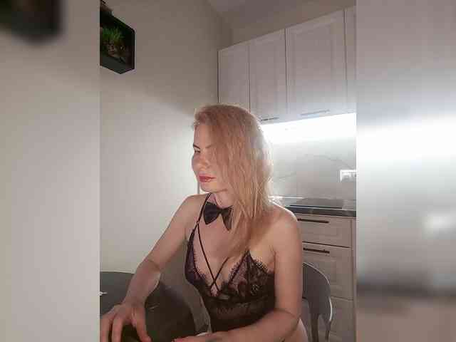 WomenS webcam