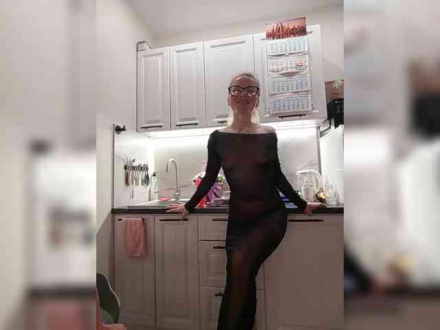 WomenS webcam