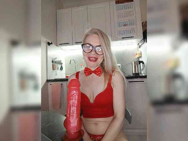 CheapSlutOnline webcam