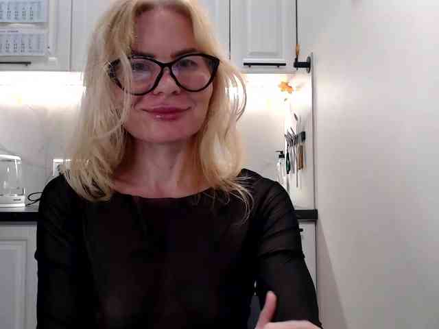 WomenS webcam