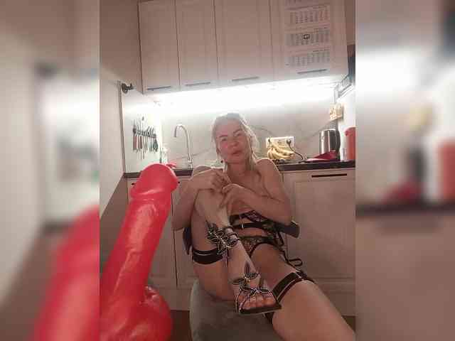MrMrsLoungeSexBar webcam