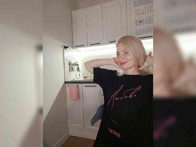 MrMrsLoungeSexBar webcam