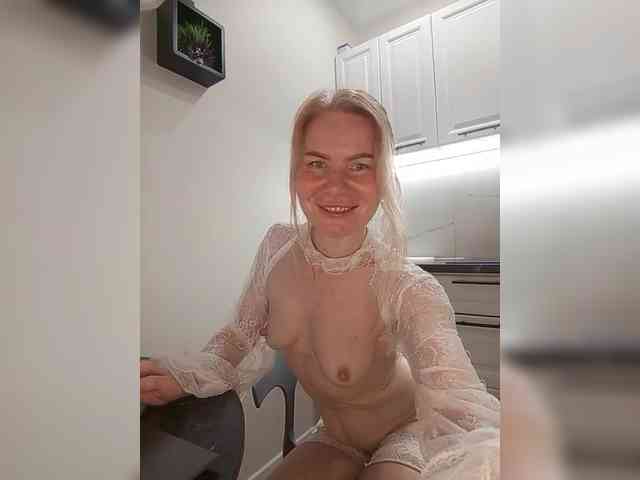 WomenS webcam