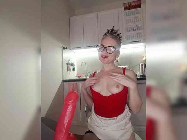 Model: CheapSlutOnline