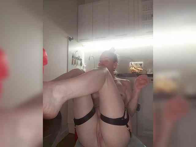 MrMrsLoungeSexBar webcam
