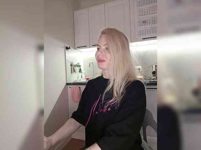 MrMrsLoungeSexBar webcam