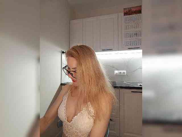 WomenS webcam