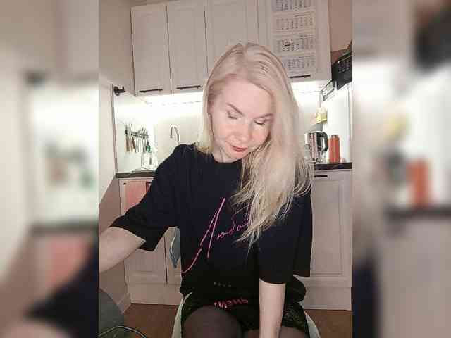 MrMrsLoungeSexBar webcam