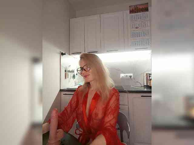 WomenS webcam