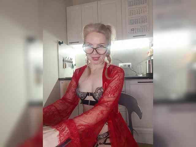 CheapSlutOnline webcam