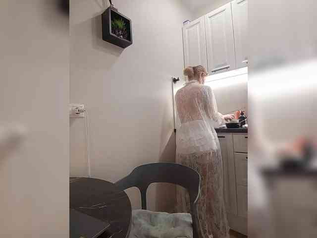chat naked Miss-1m