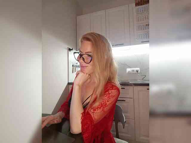 WomenS webcam