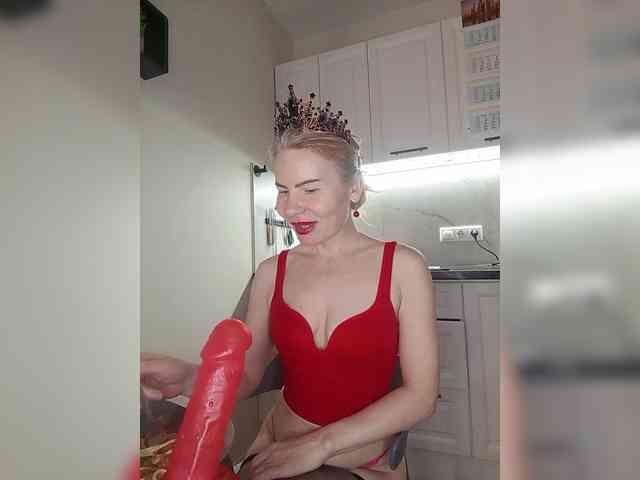 CheapSlutOnline webcam