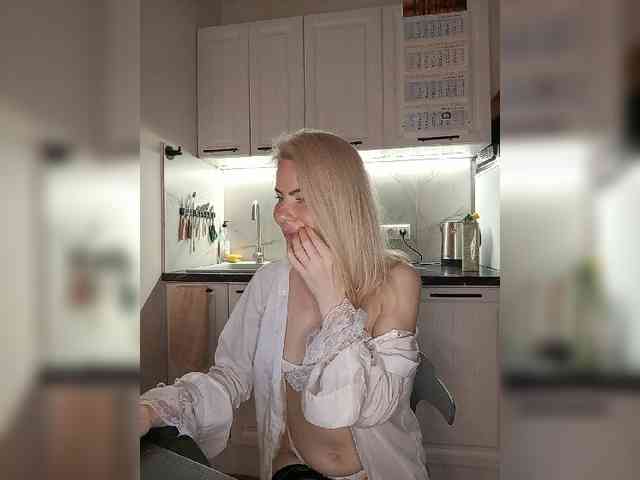 WomenS webcam