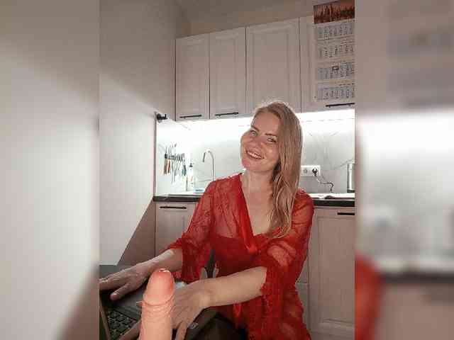 WomenS webcam