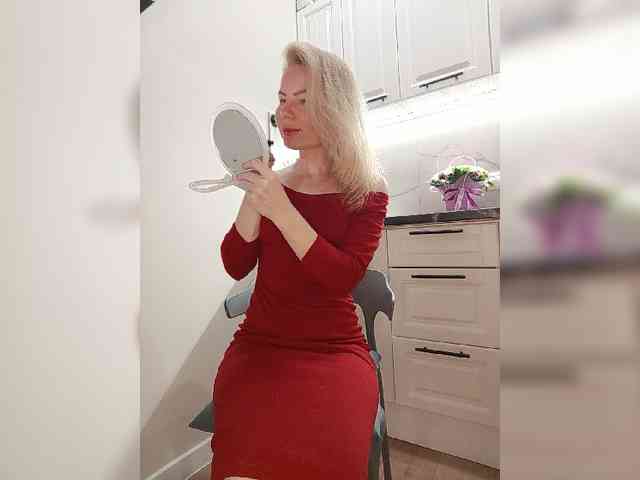 WomenS webcam