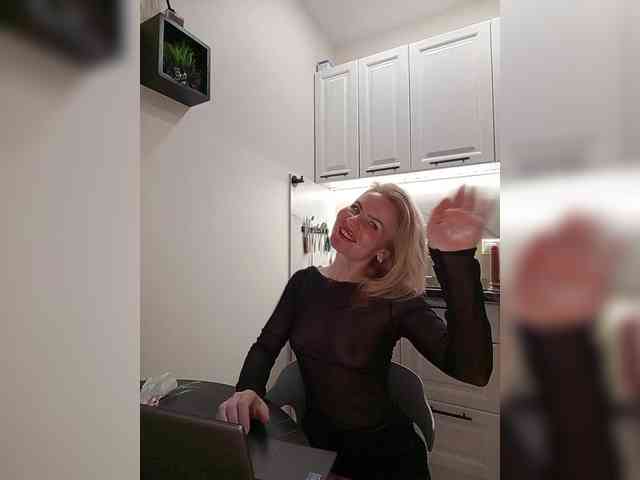WomenS webcam