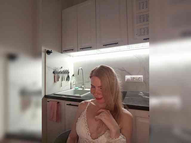 WomenS webcam