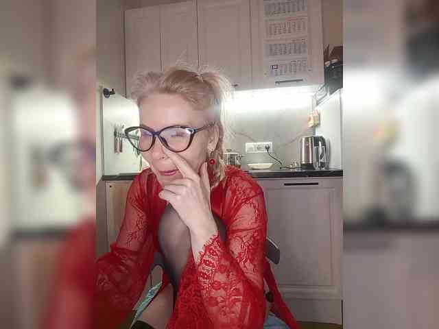 CheapSlutOnline webcam