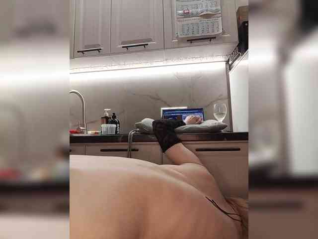 WomenS webcam