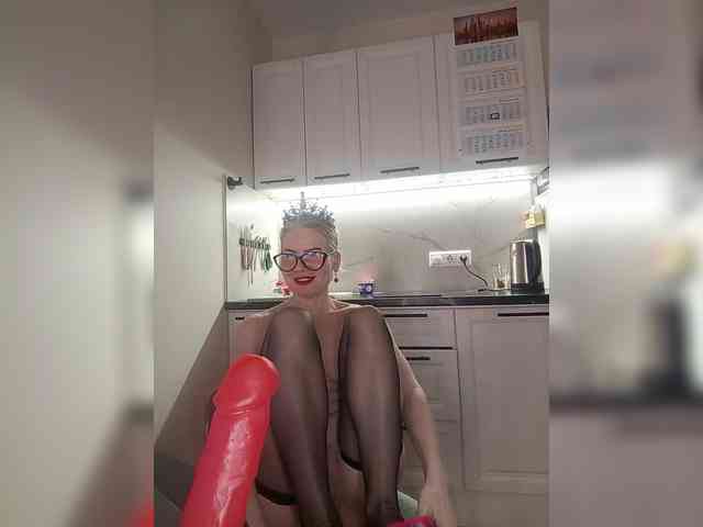 CheapSlutOnline webcam