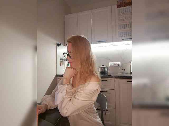 WomenS webcam