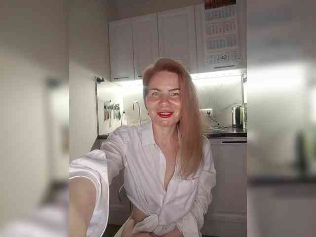 WomenS webcam