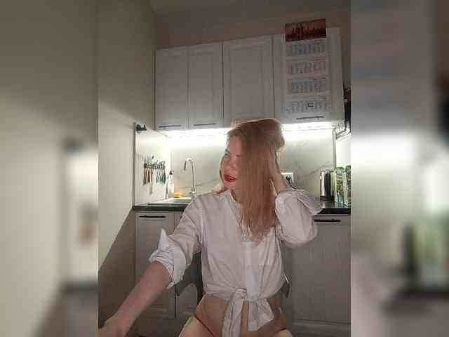 WomenS webcam