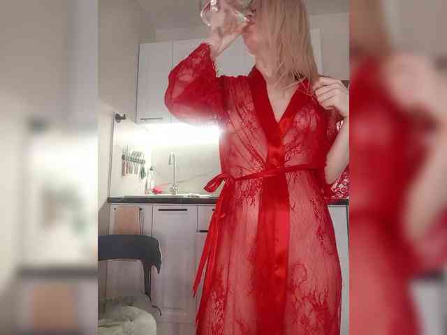 CheapSlutOnline webcam