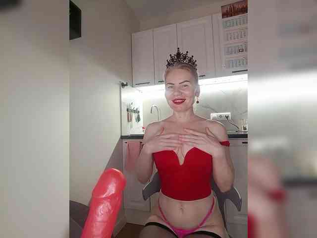 CheapSlutOnline webcam