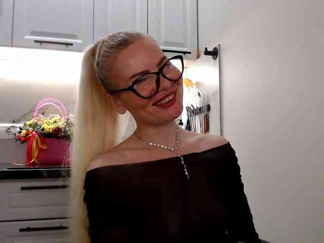WomenS webcam