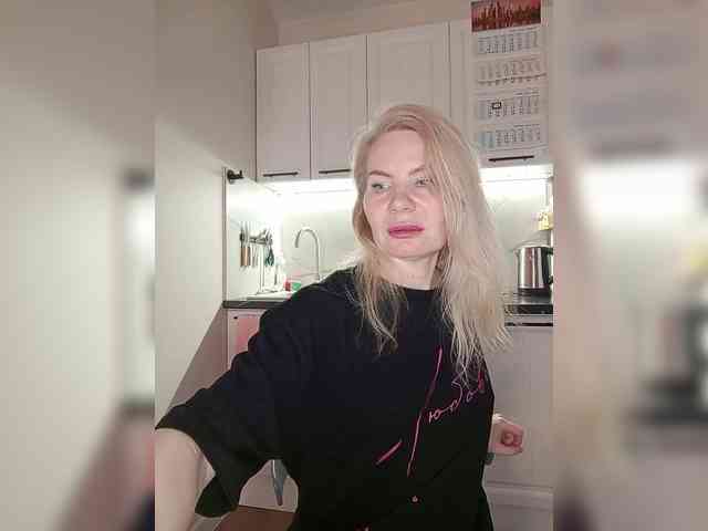MrMrsLoungeSexBar webcam