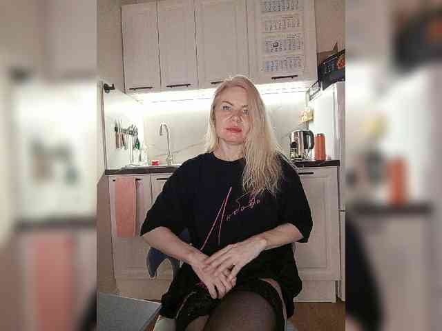 MrMrsLoungeSexBar webcam