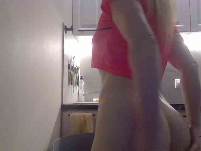 WomenS webcam