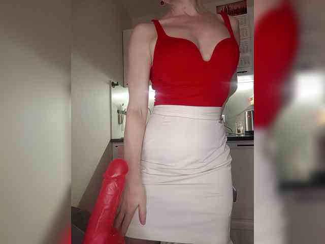 Model: CheapSlutOnline