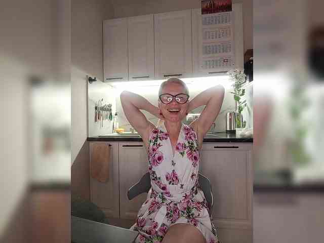 WomenS webcam