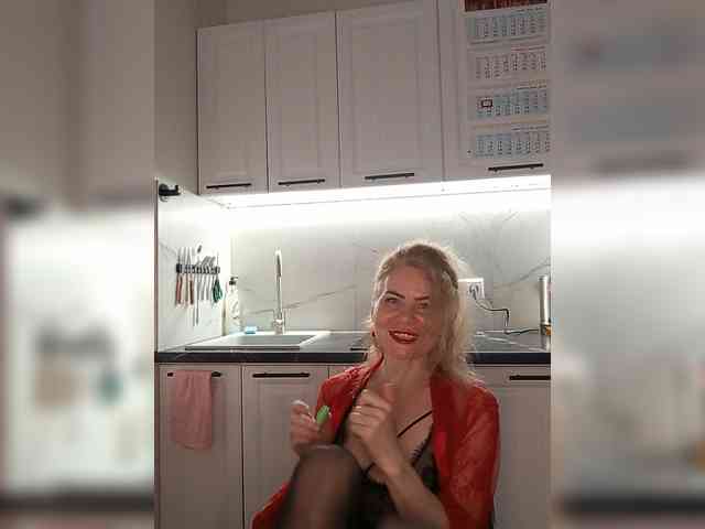 WomenS webcam