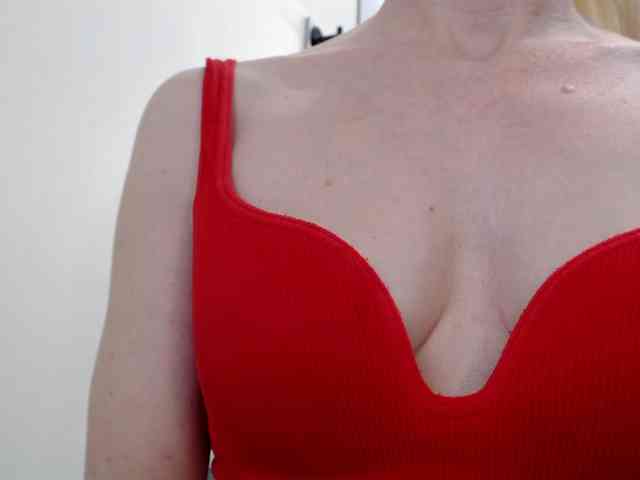 WomenS webcam