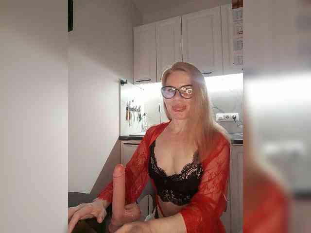 WomenS webcam