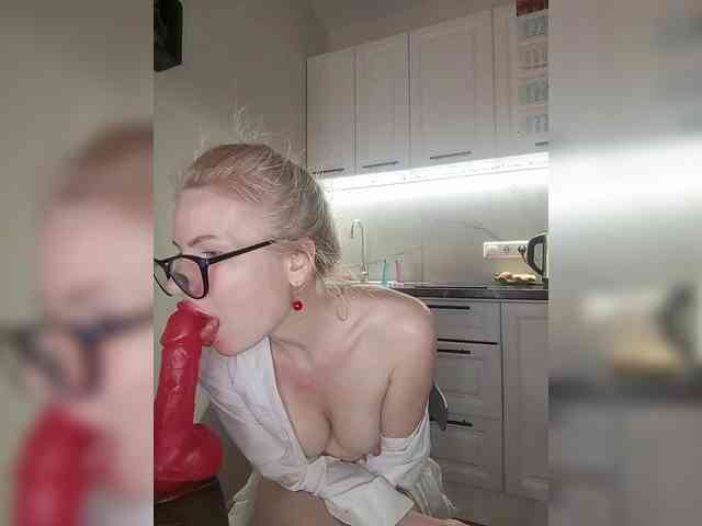 MrMrsLoungeSexBar webcam