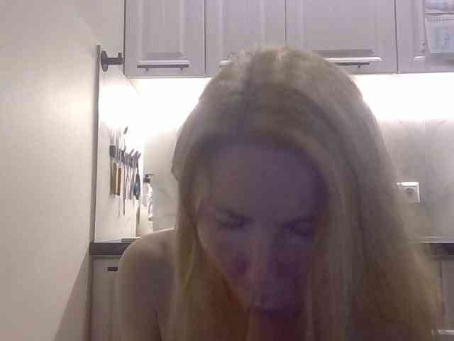 WomenS webcam