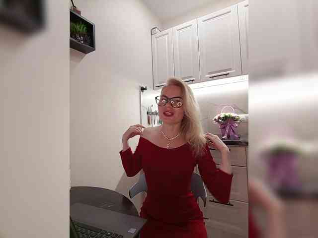WomenS webcam