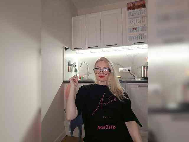 MrMrsLoungeSexBar webcam