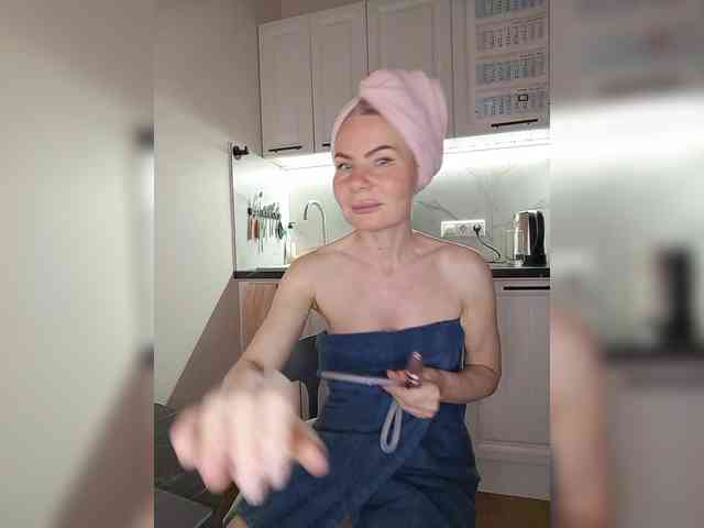 WomenS webcam