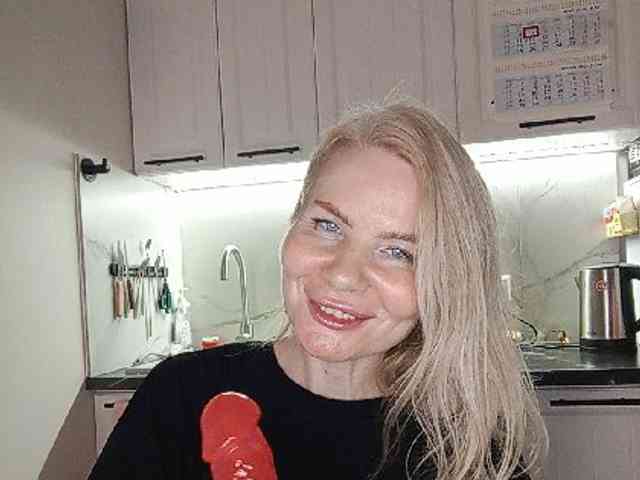 Модель: MrMrsLoungeSexBar