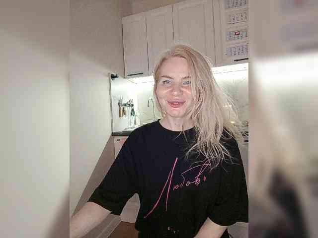 MrMrsLoungeSexBar webcam