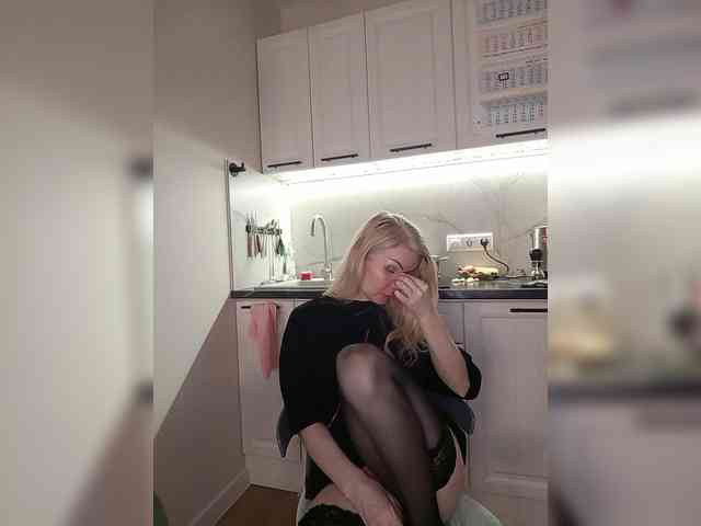 MrMrsLoungeSexBar webcam