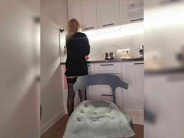 MrMrsLoungeSexBar webcam