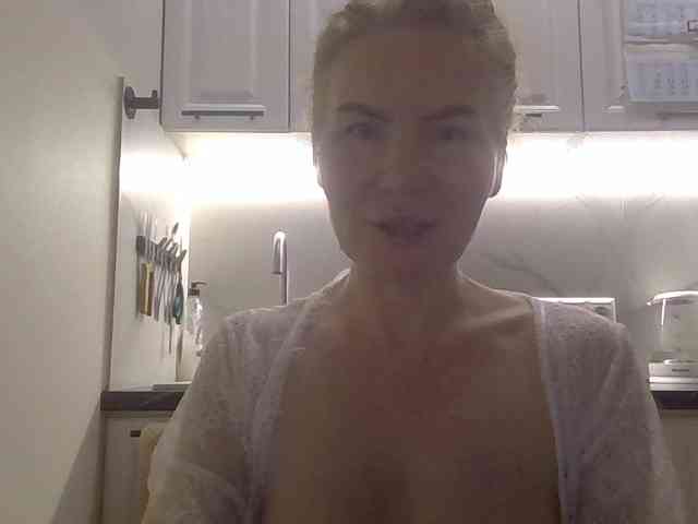 WomenS webcam