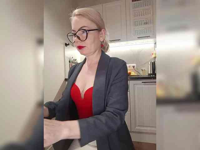 CheapSlutOnline webcam